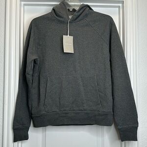 NWT! Everlane The Track Hoodie |‎ Organic
Cotton Heather Grey Hooded
Sweatshirt